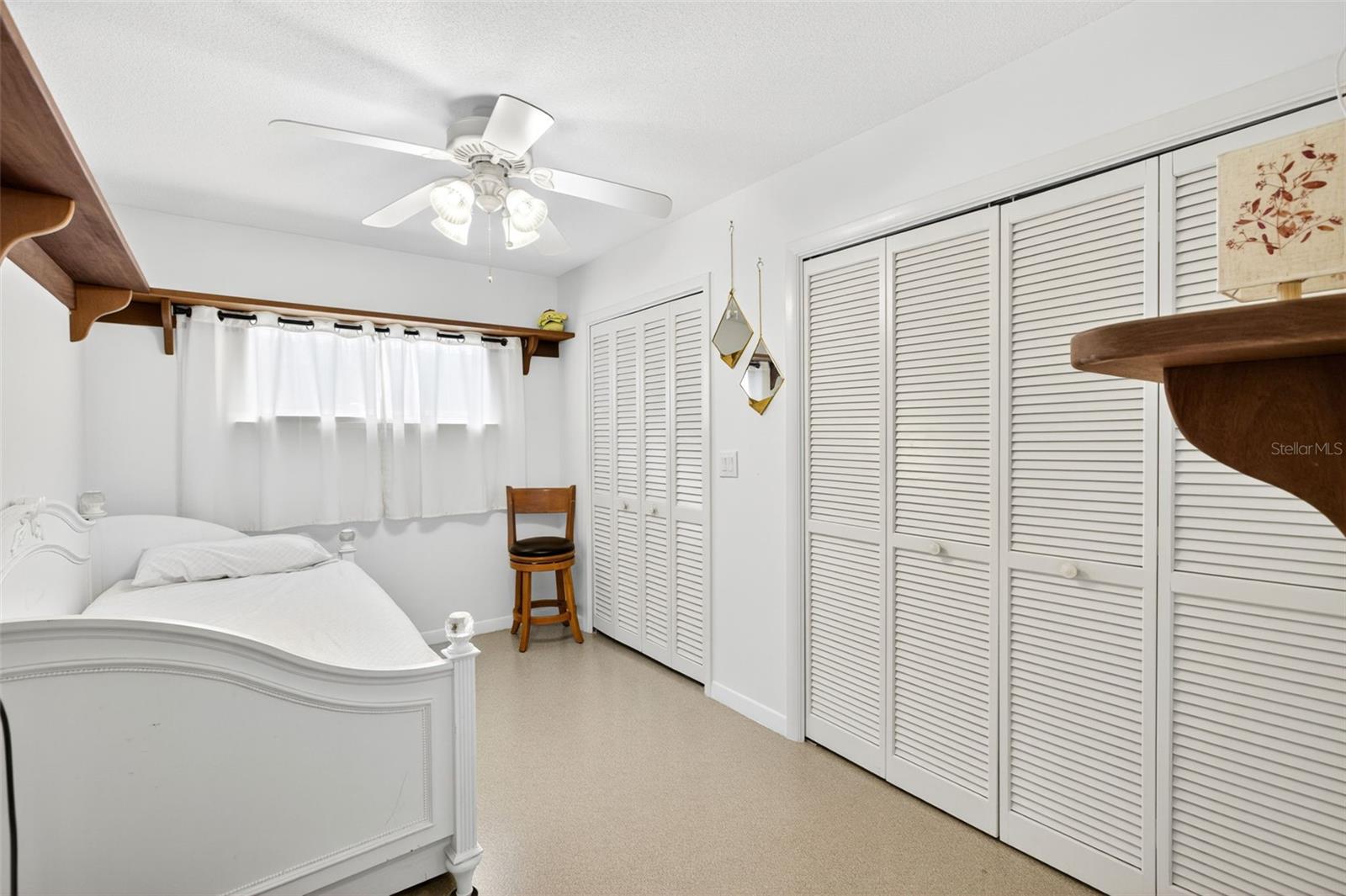 487 ISLAND WAY, CLEARWATER BEACH, FL, 33767