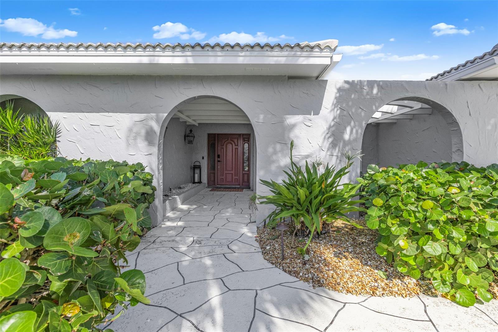 487 ISLAND WAY, CLEARWATER BEACH, FL, 33767