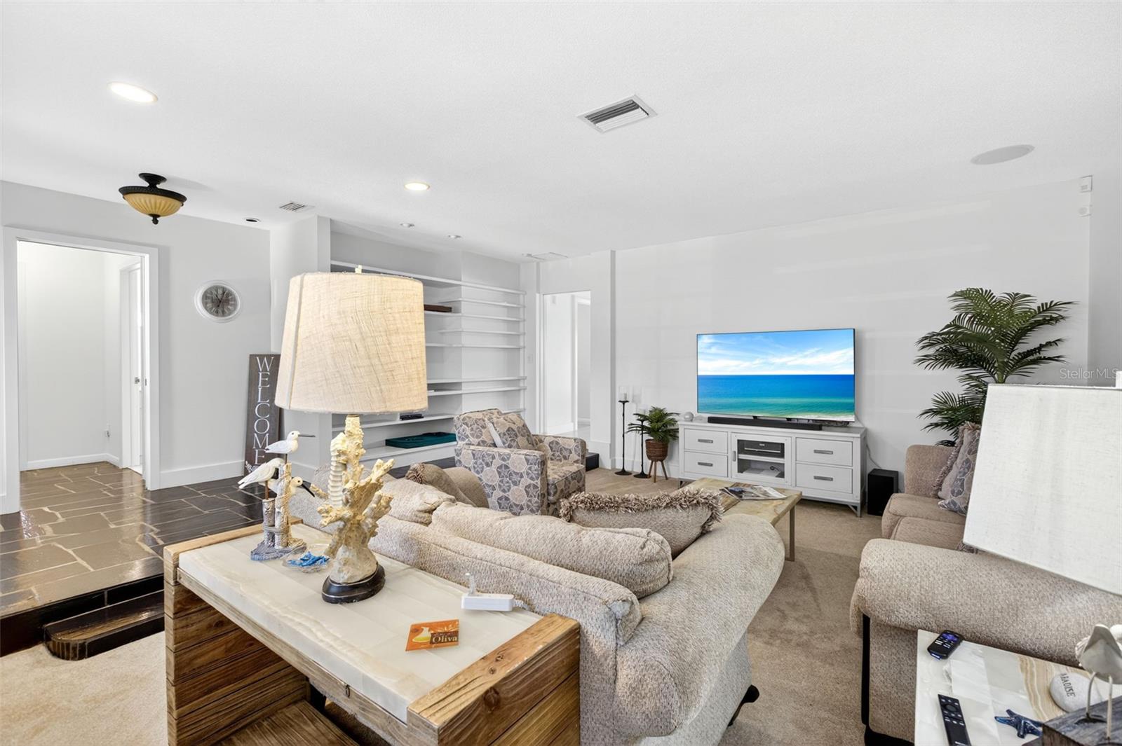 487 ISLAND WAY, CLEARWATER BEACH, FL, 33767