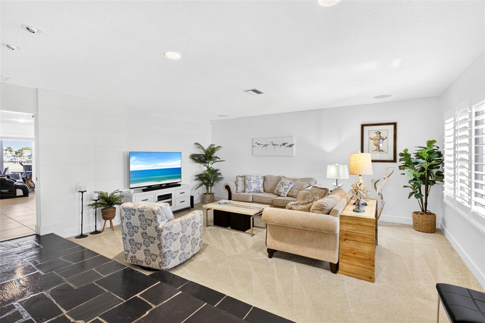 487 ISLAND WAY, CLEARWATER BEACH, FL, 33767