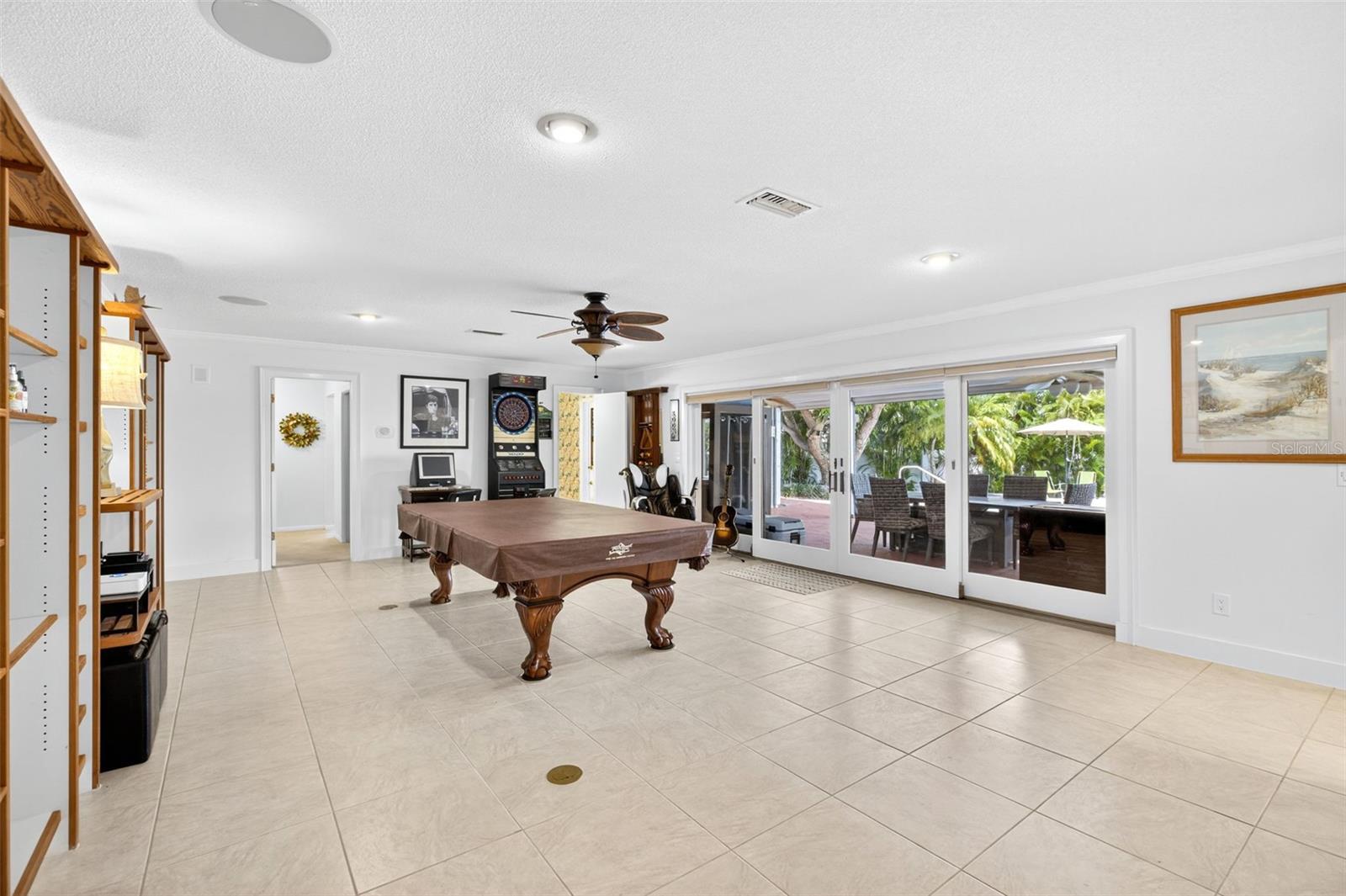 487 ISLAND WAY, CLEARWATER BEACH, FL, 33767