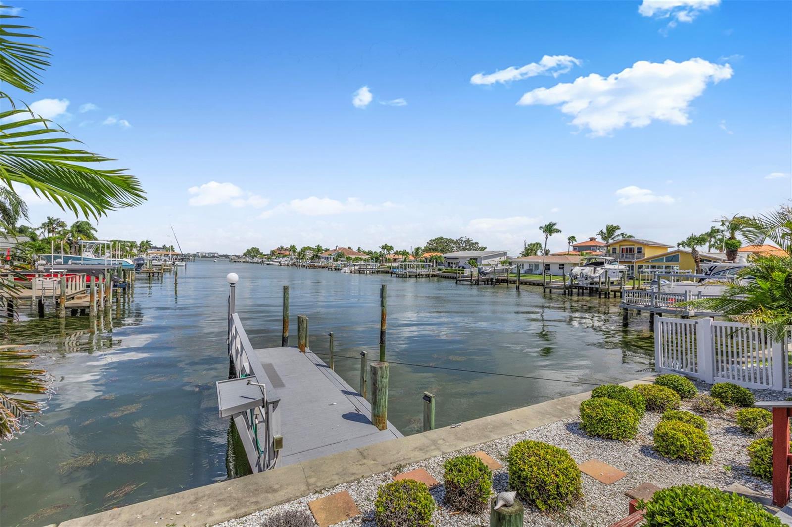 487 ISLAND WAY, CLEARWATER BEACH, FL, 33767