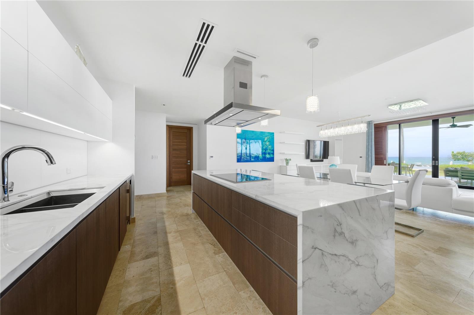 PR9115985 Property Photo