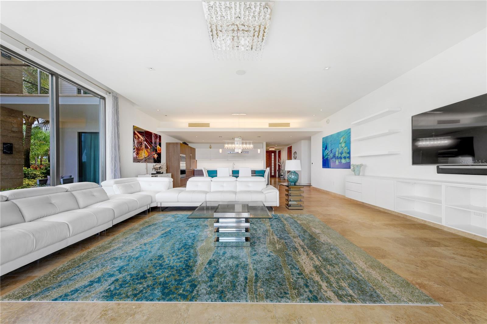 PR9115985 Property Photo