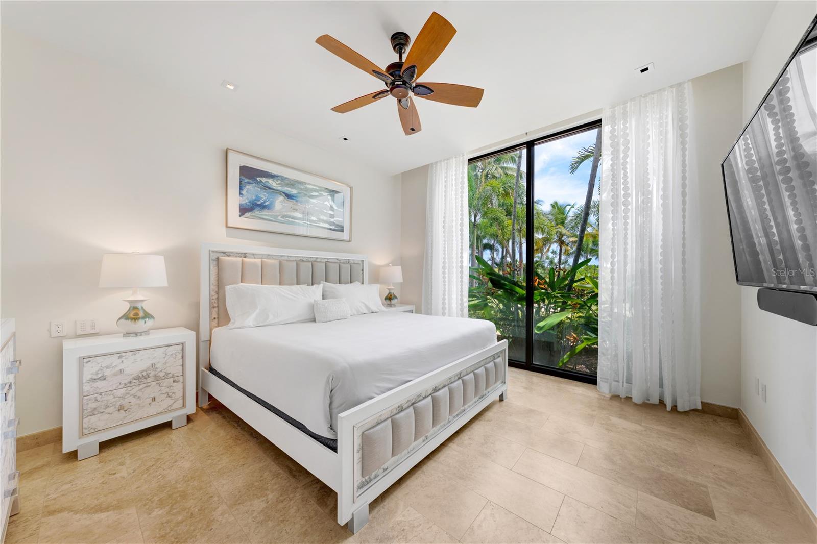 PR9115985 Property Photo