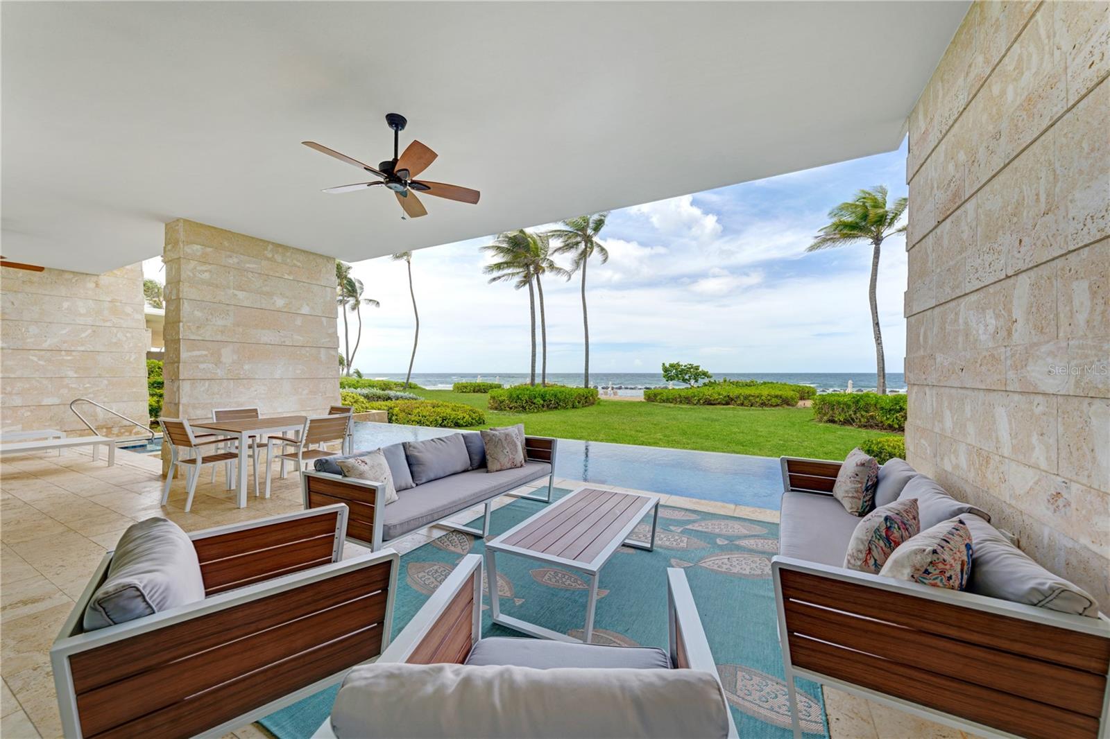 PR9115985 Property Photo