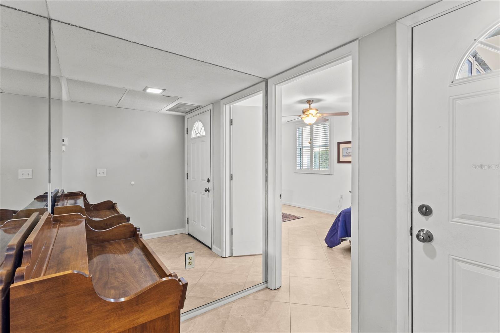 411 PALM TREE DR #411, BRADENTON, FL, 34210