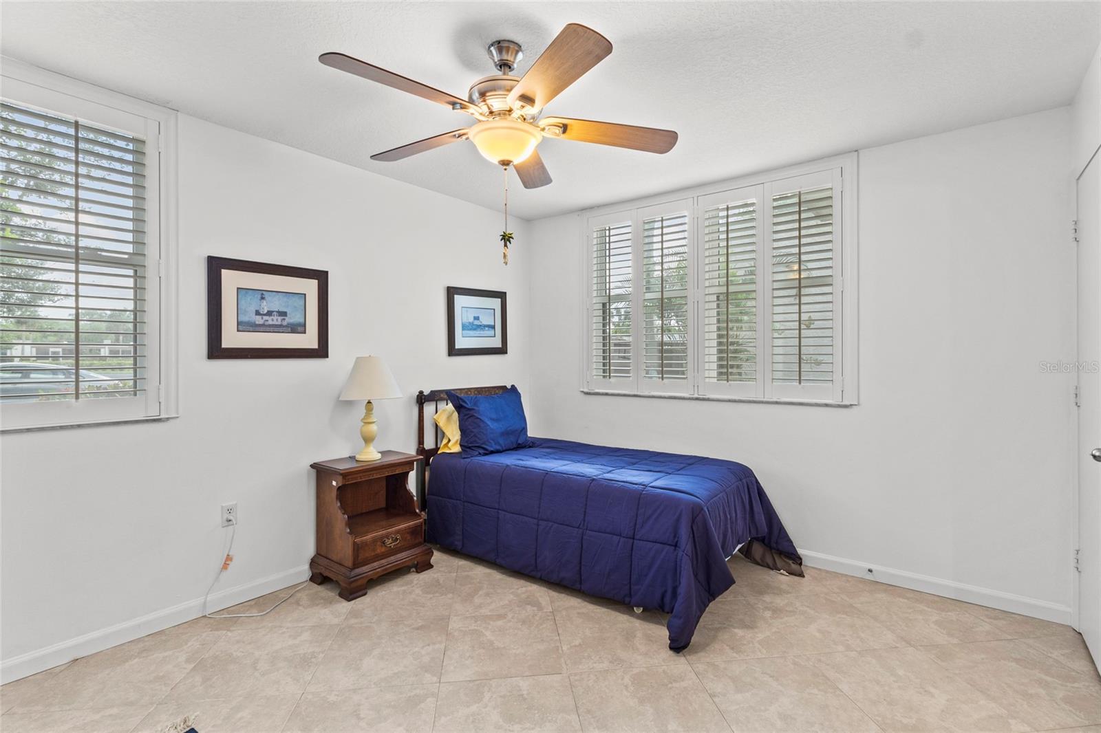 411 PALM TREE DR #411, BRADENTON, FL, 34210