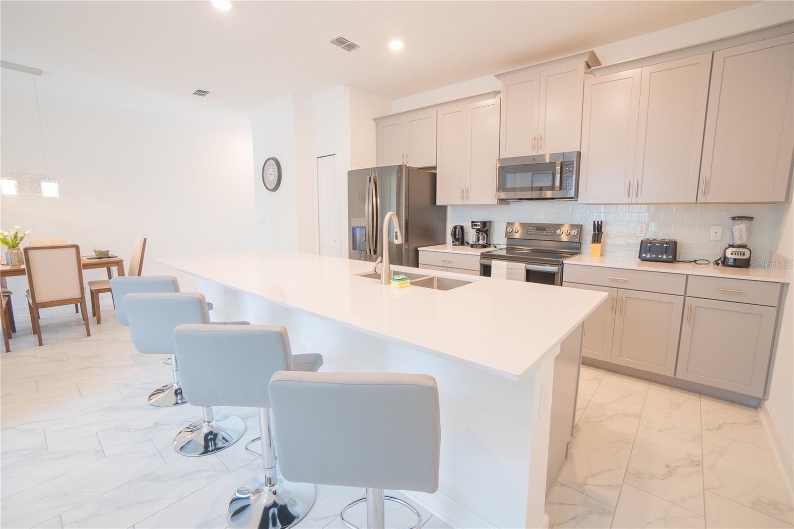 974 SPLASH SHOT PL, DAVENPORT, FL, 33896