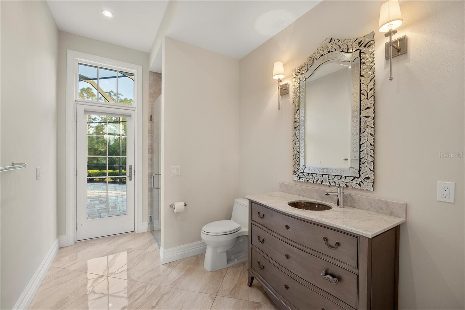 A4664701 Property Photo