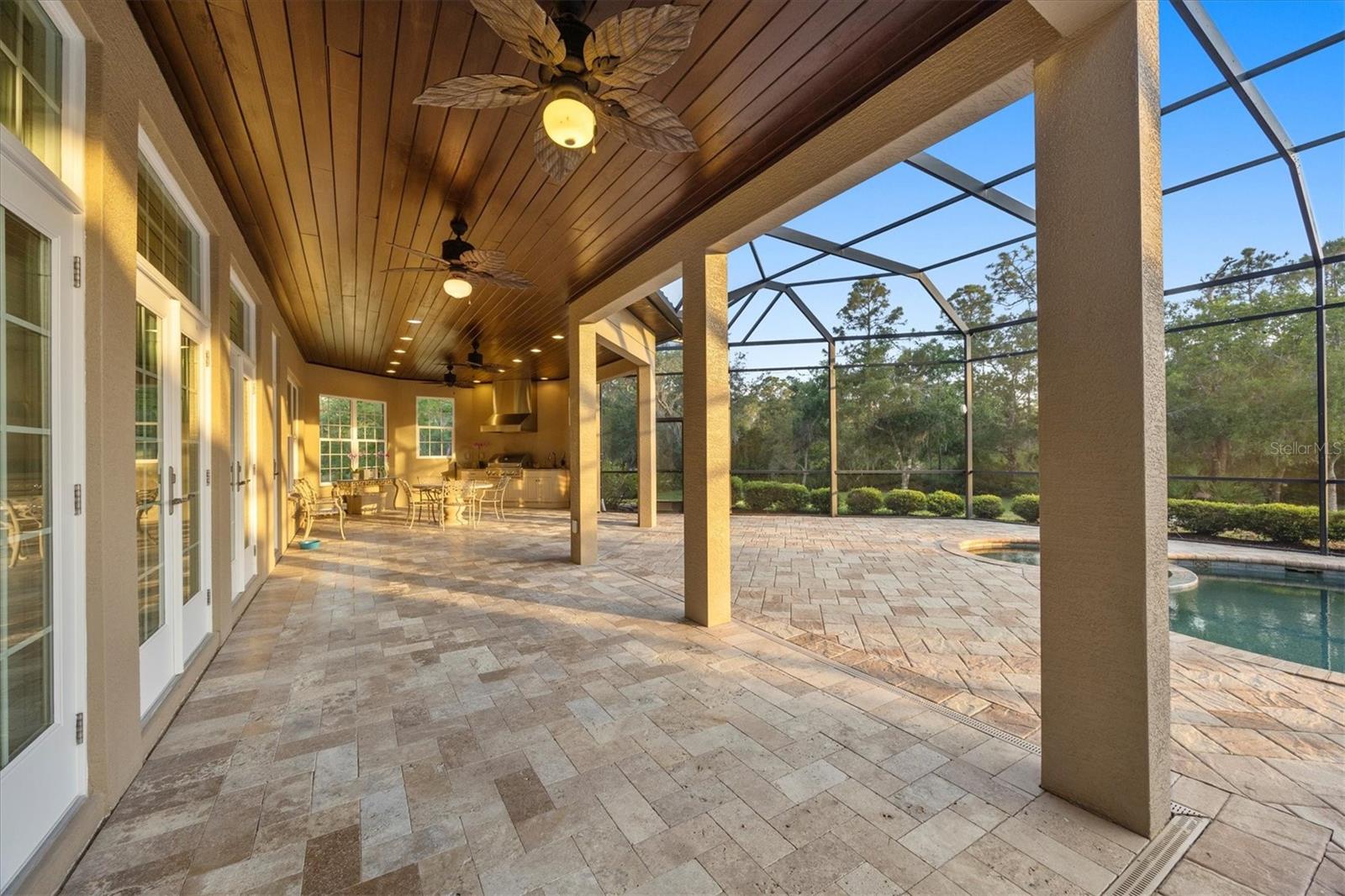 A4664701 Property Photo