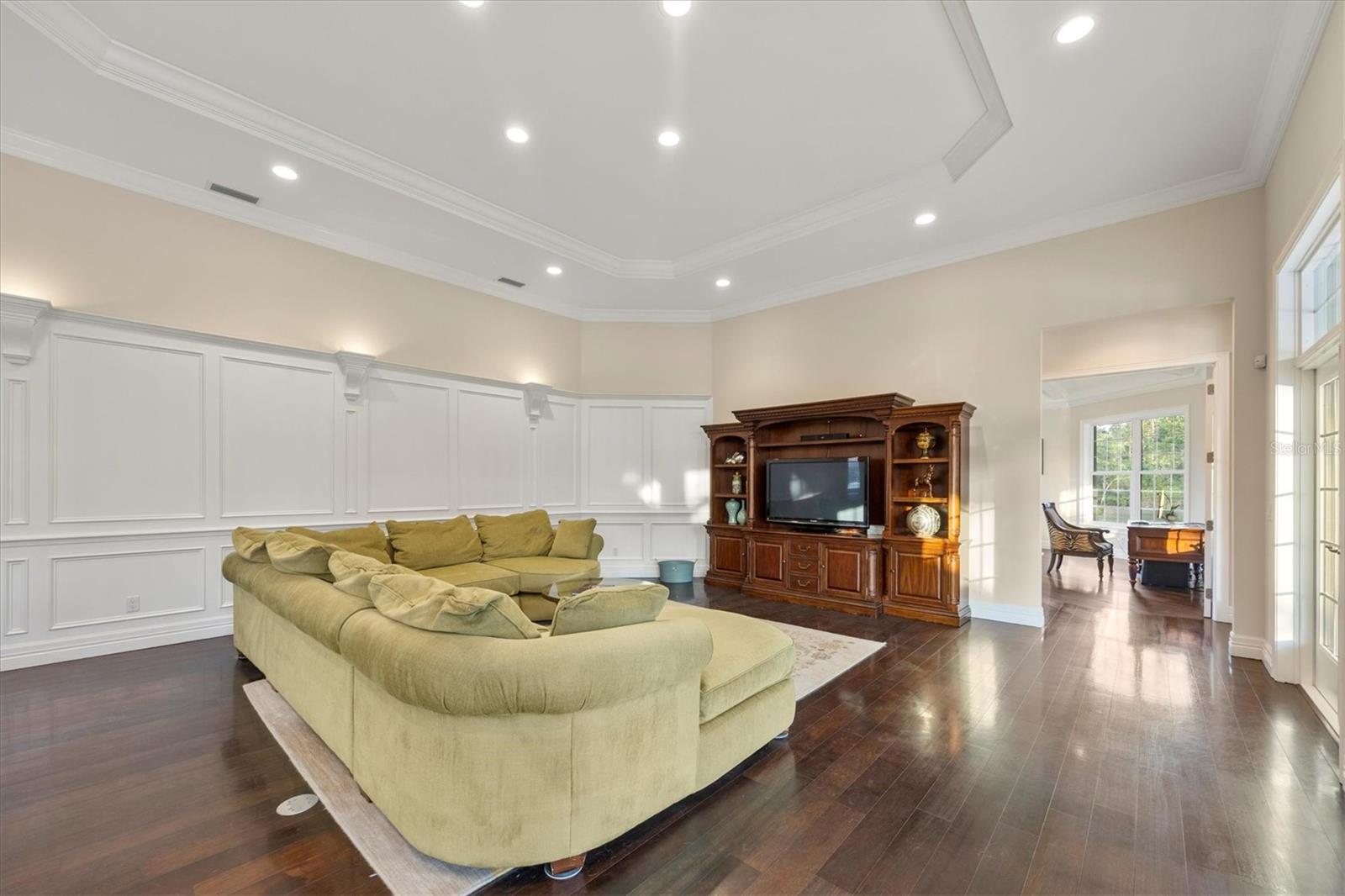 A4664701 Property Photo