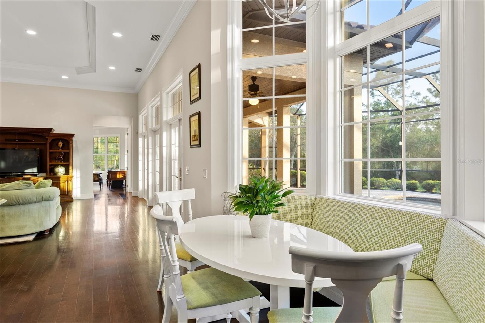 A4664701 Property Photo