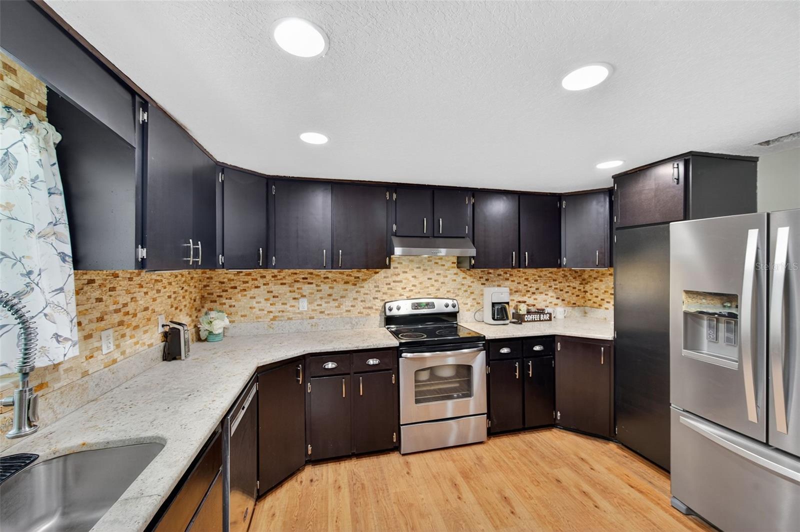 17504 THOMAS BLVD, HUDSON, FL, 34667