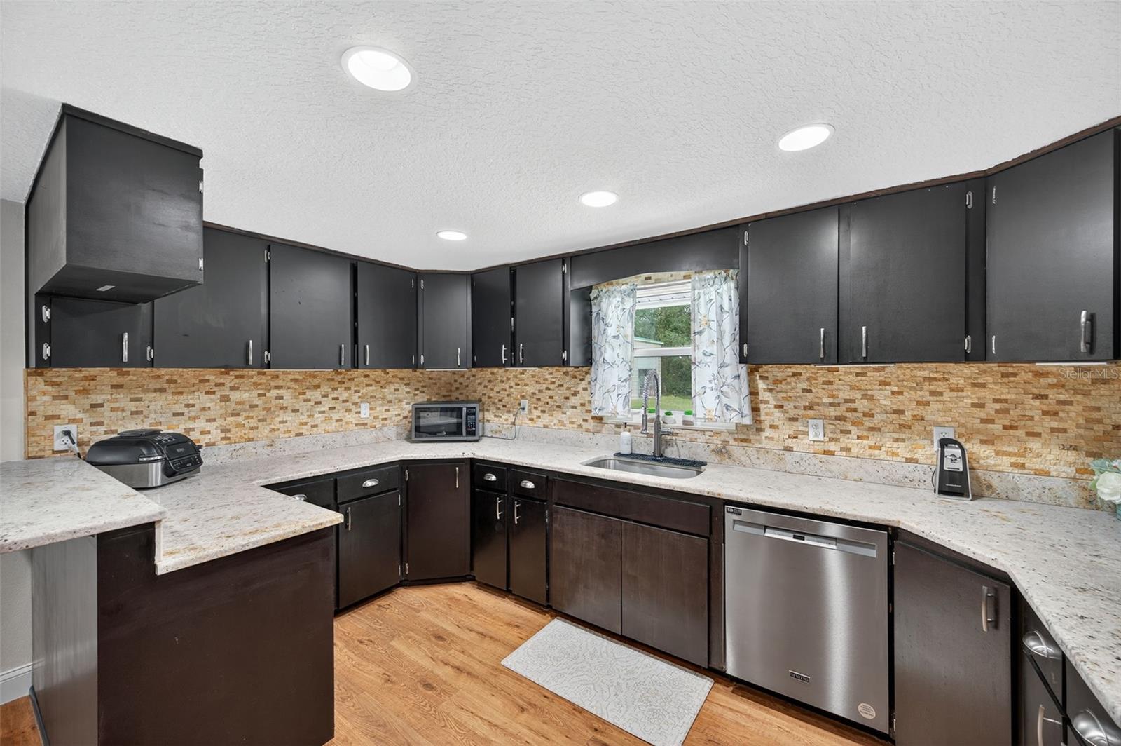 17504 THOMAS BLVD, HUDSON, FL, 34667