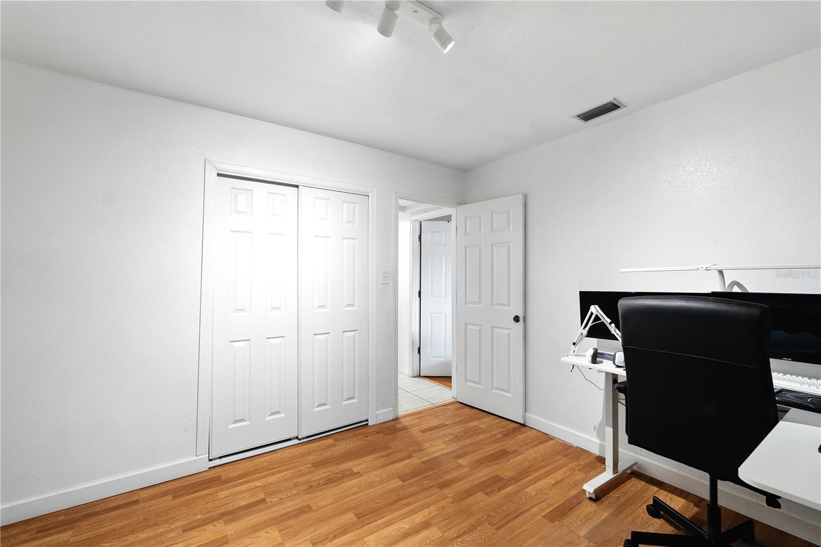 4802 N MENDENHALL DR, TAMPA, FL, 33603