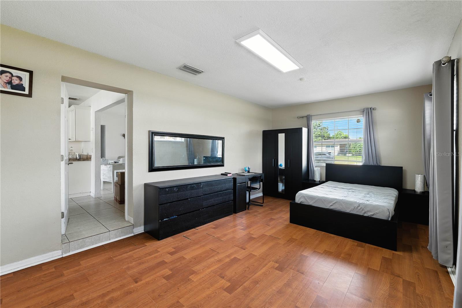 4802 N MENDENHALL DR, TAMPA, FL, 33603