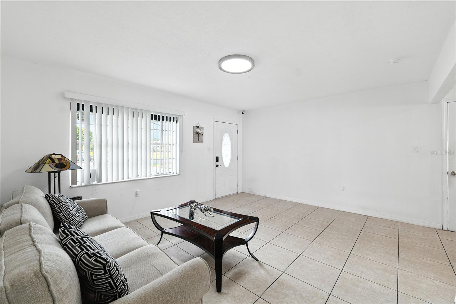 4802 N MENDENHALL DR, TAMPA, FL, 33603