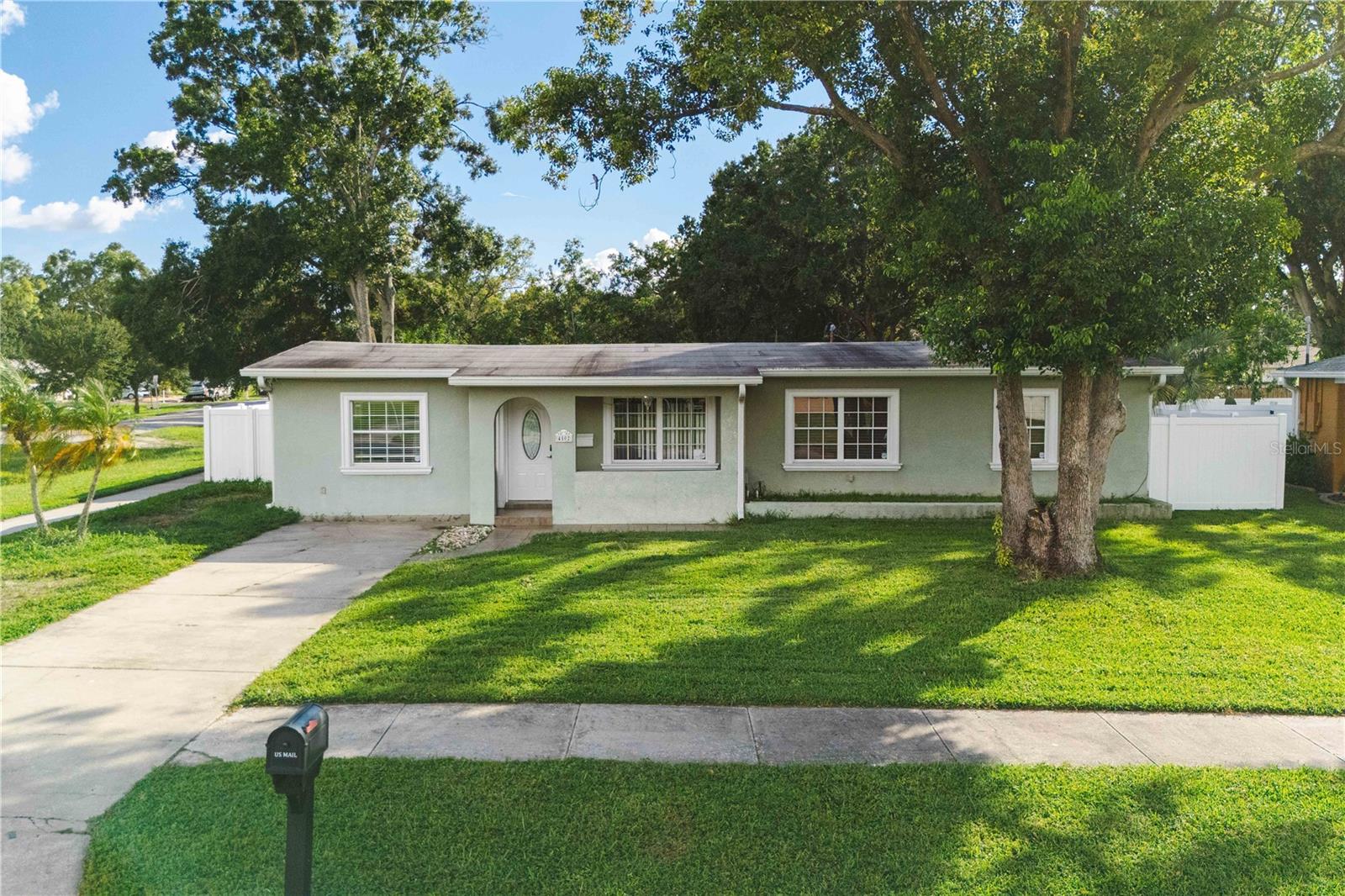 4802 N MENDENHALL DR, TAMPA, FL, 33603