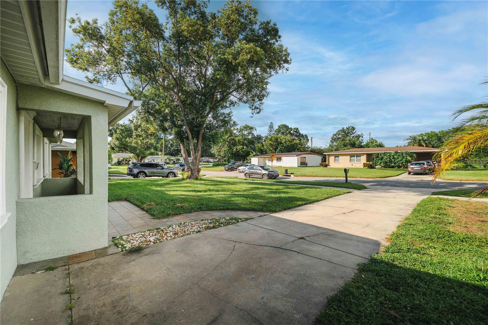 4802 N MENDENHALL DR, TAMPA, FL, 33603