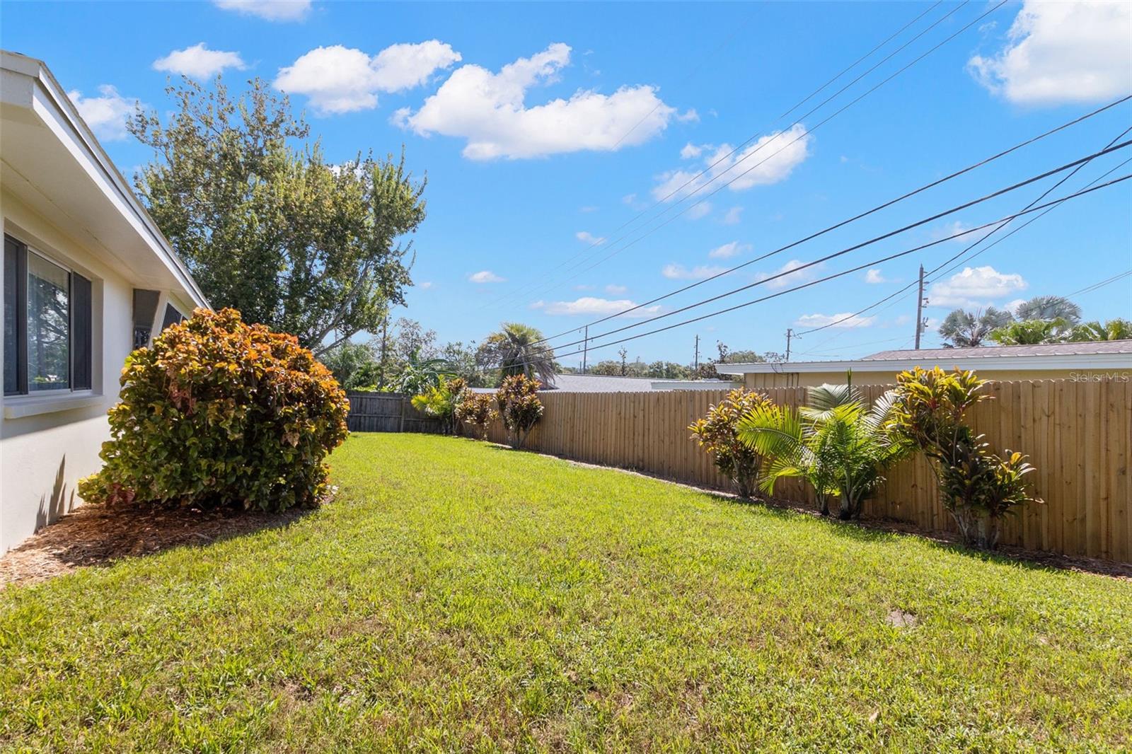 3488 SHADY BLUFFS DR, LARGO, FL, 33770