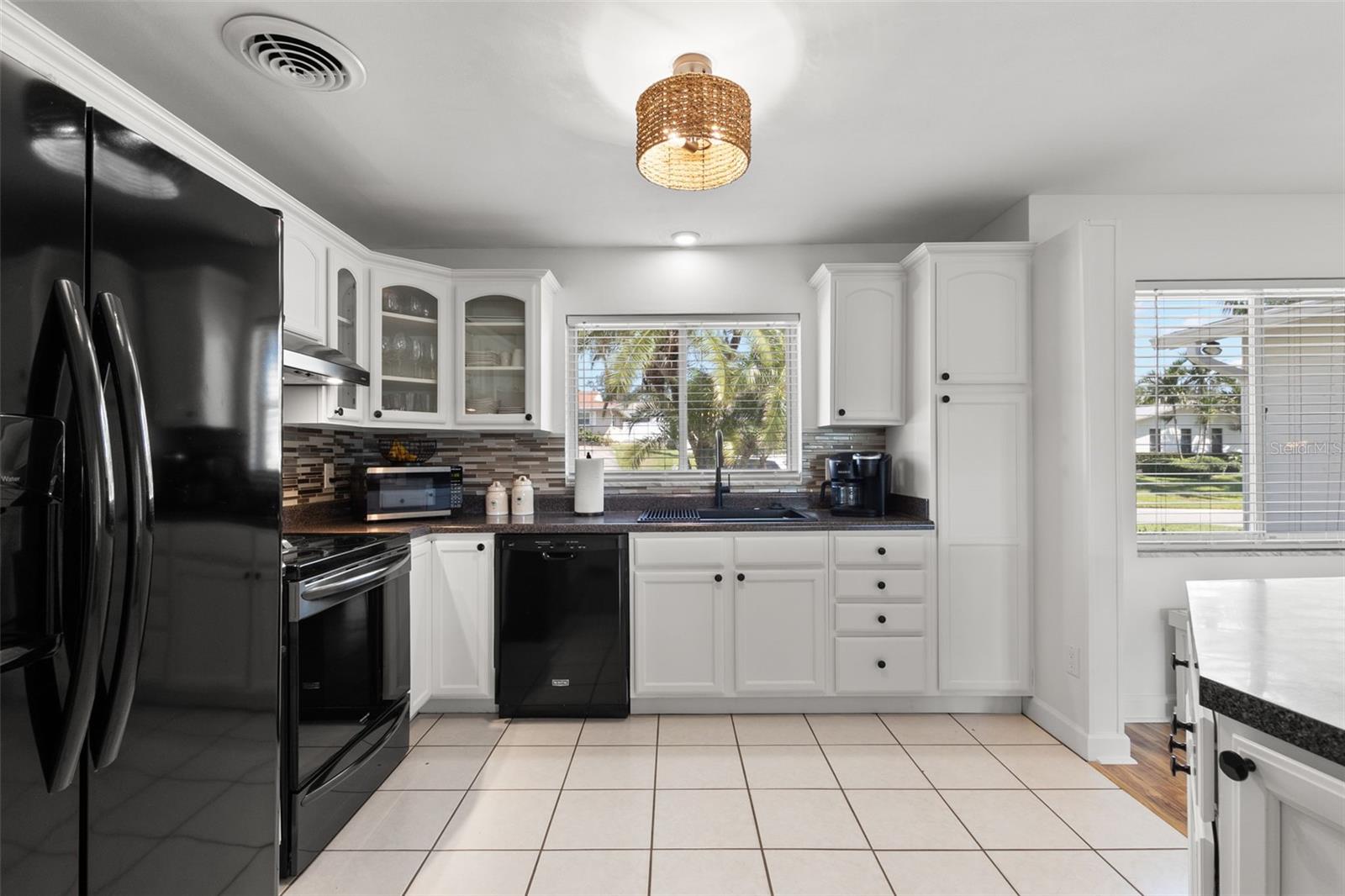 3488 SHADY BLUFFS DR, LARGO, FL, 33770