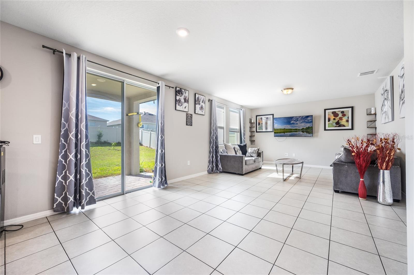 905 CAMBRIDGE DR, WINTER HAVEN, FL, 33881