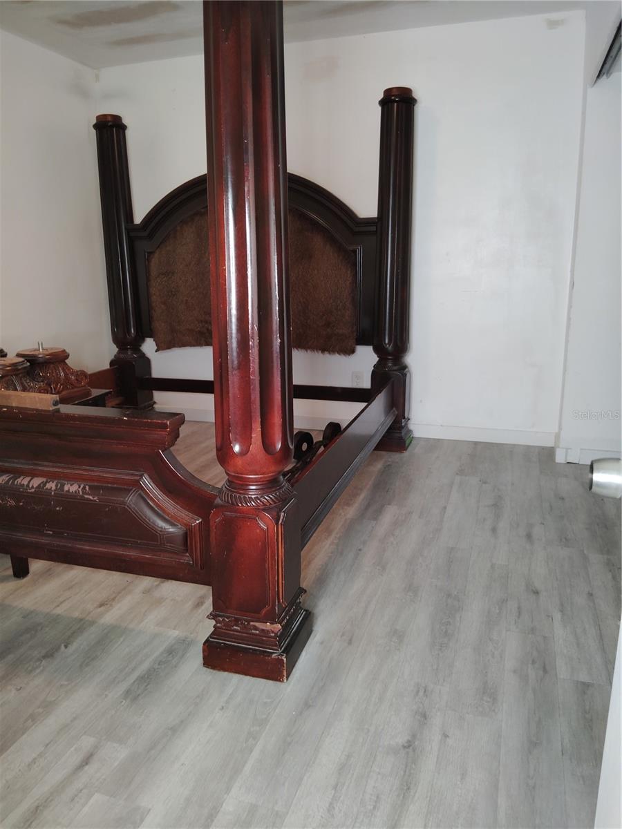 4061 55TH WAY N #1042, KENNETH CITY, FL, 33709