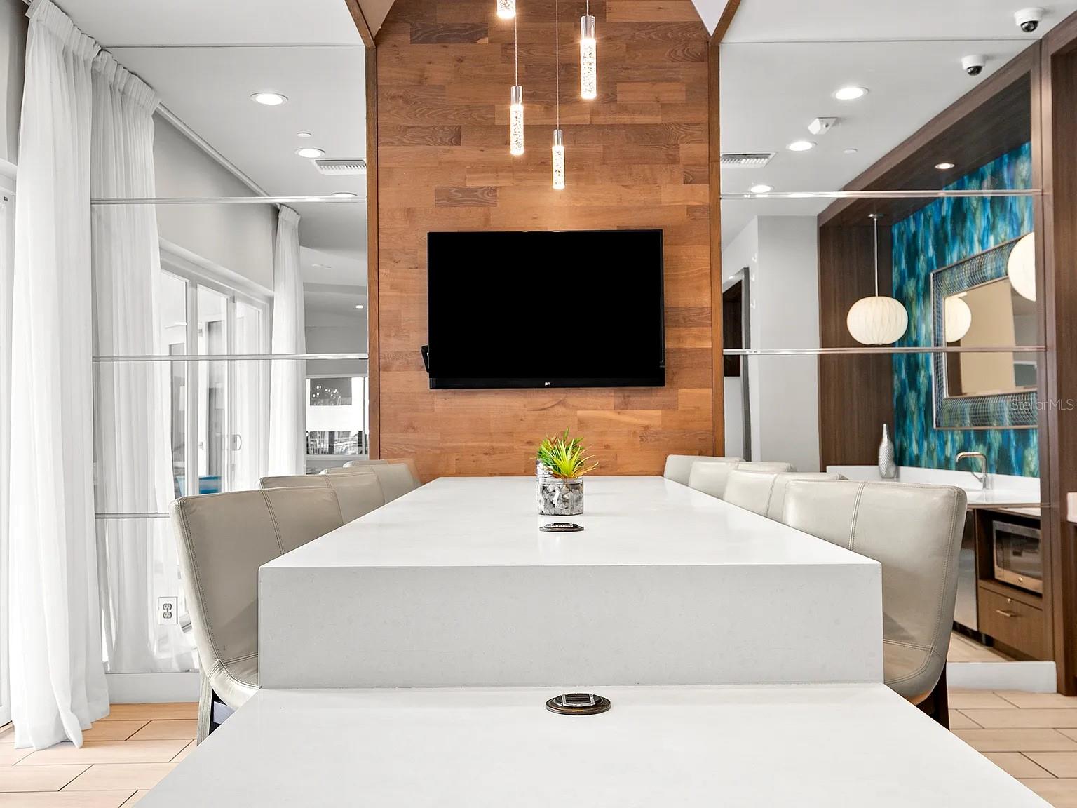 700 COCOANUT AVE #412, SARASOTA, FL, 34236