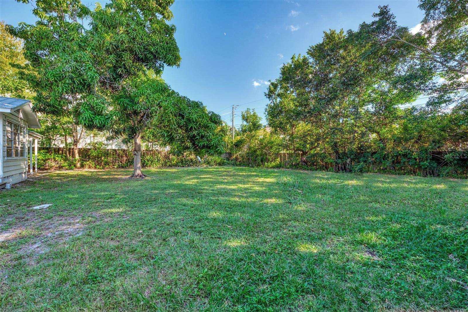 1726 FLOYD ST, SARASOTA, FL, 34239