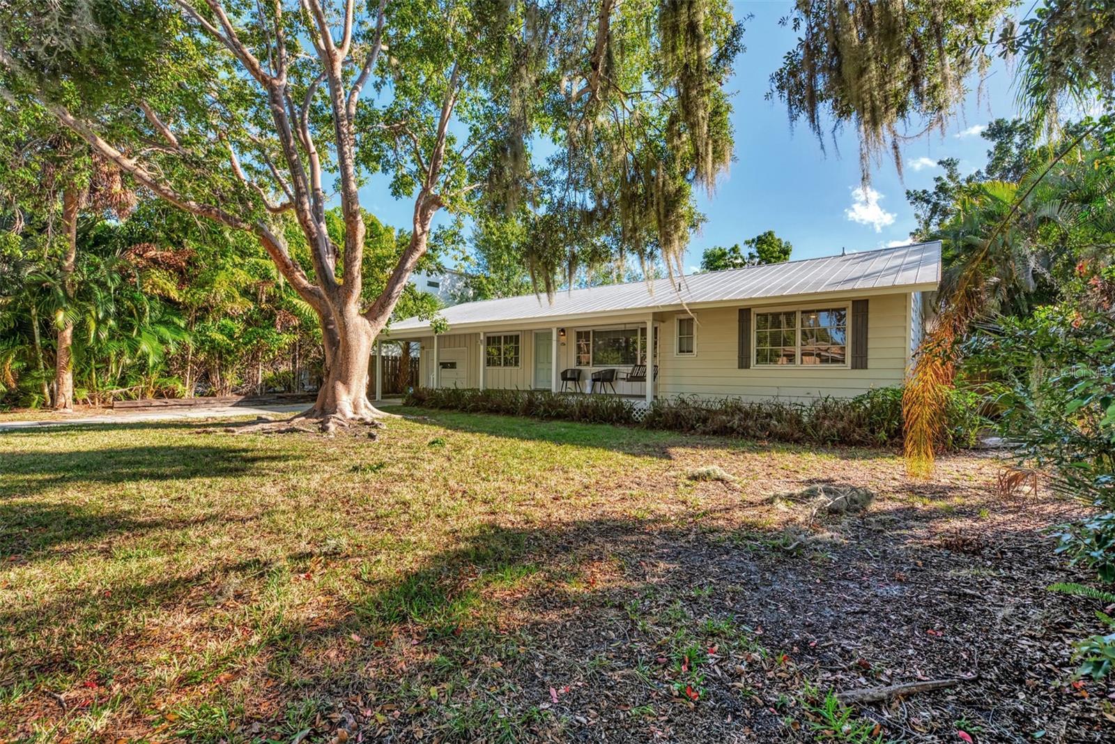1726 FLOYD ST, SARASOTA, FL, 34239
