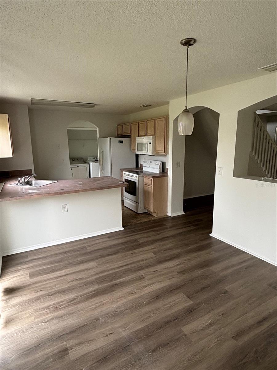 1203 CAREY GLEN CIR, ORLANDO, FL, 32824