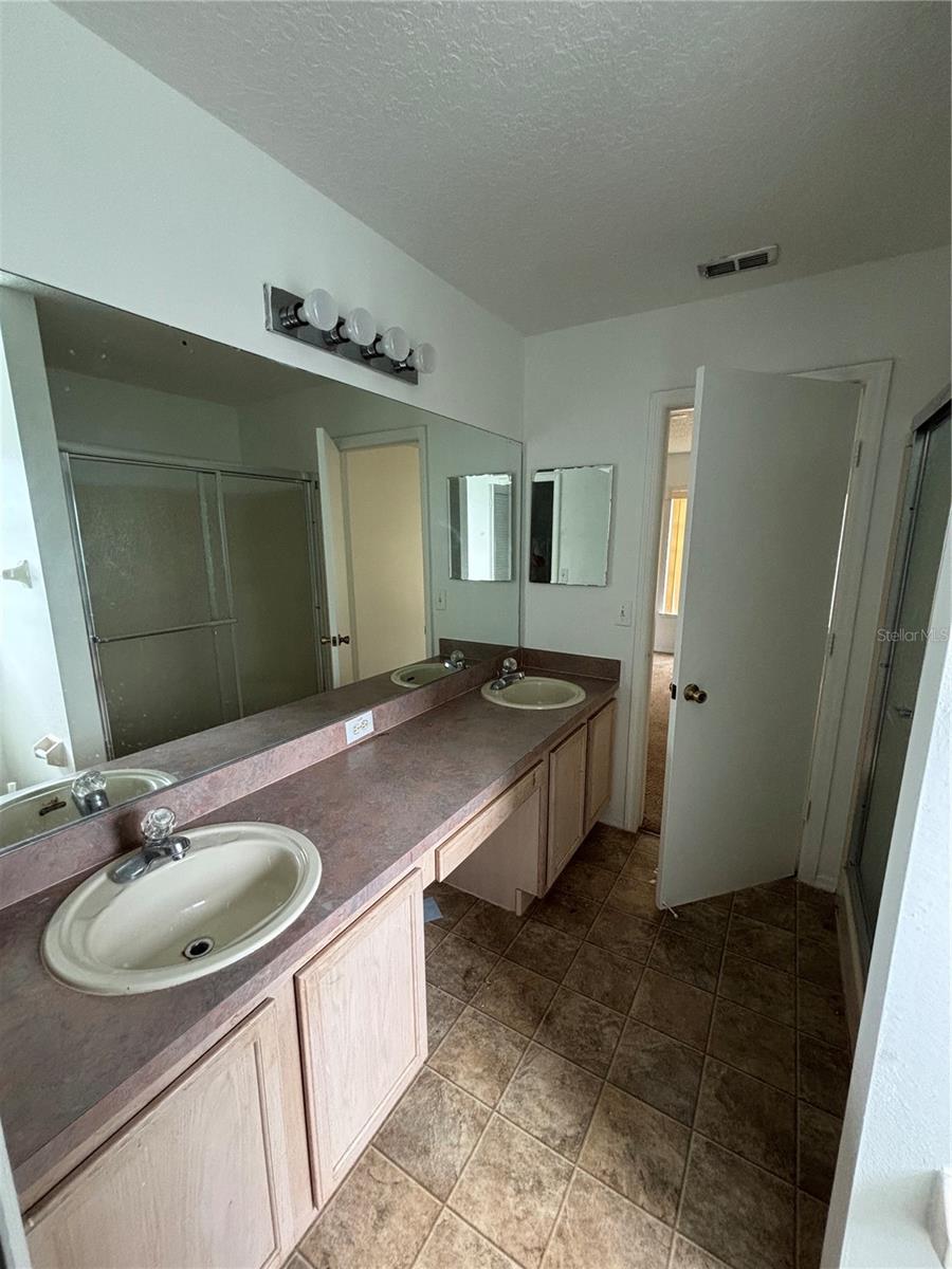 1203 CAREY GLEN CIR, ORLANDO, FL, 32824