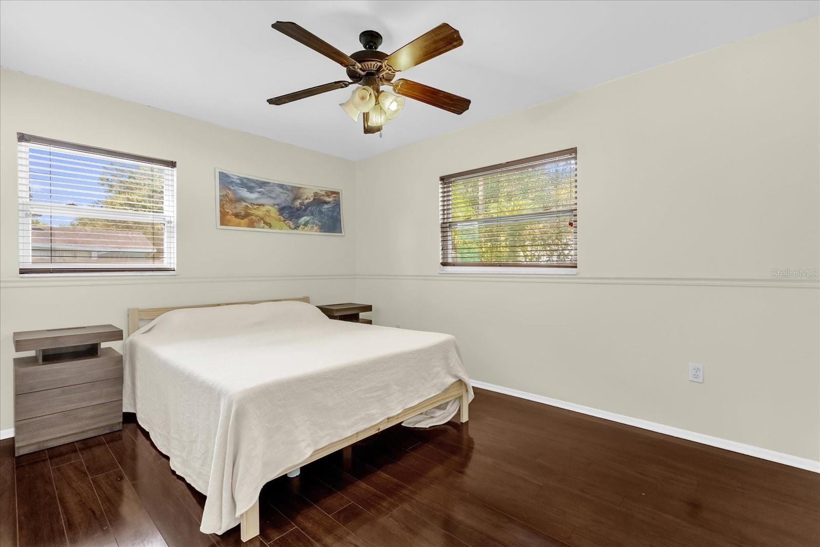 5012 THE OAKS CIR, ORLANDO, FL, 32809