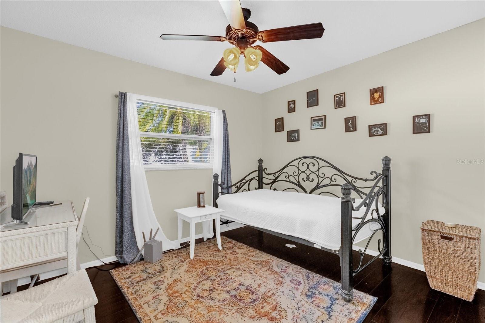 5012 THE OAKS CIR, ORLANDO, FL, 32809