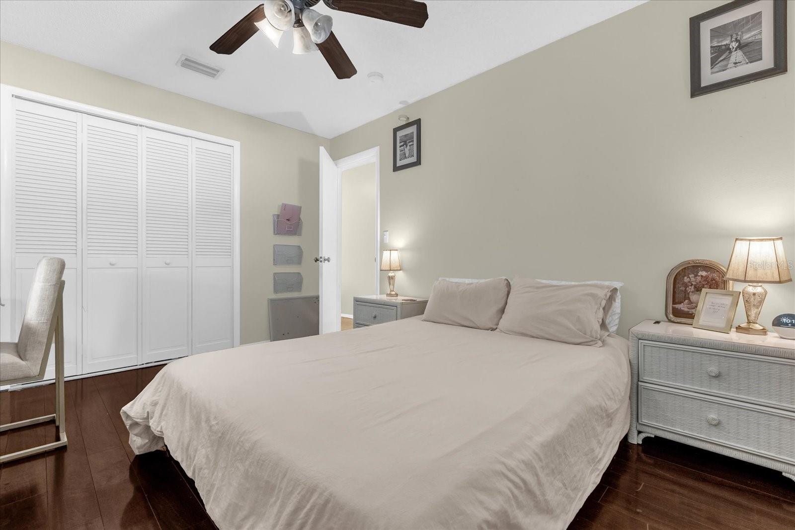 5012 THE OAKS CIR, ORLANDO, FL, 32809