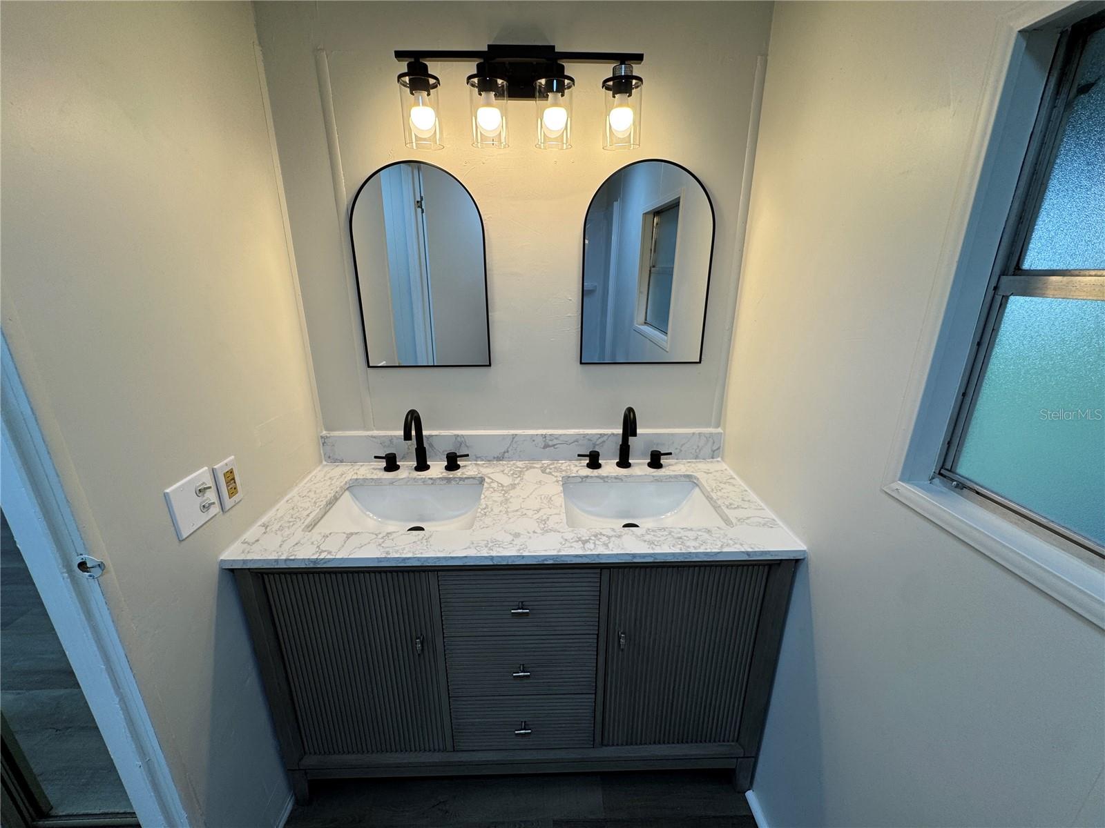 8210 S COVE PT, FLORAL CITY, FL, 34436