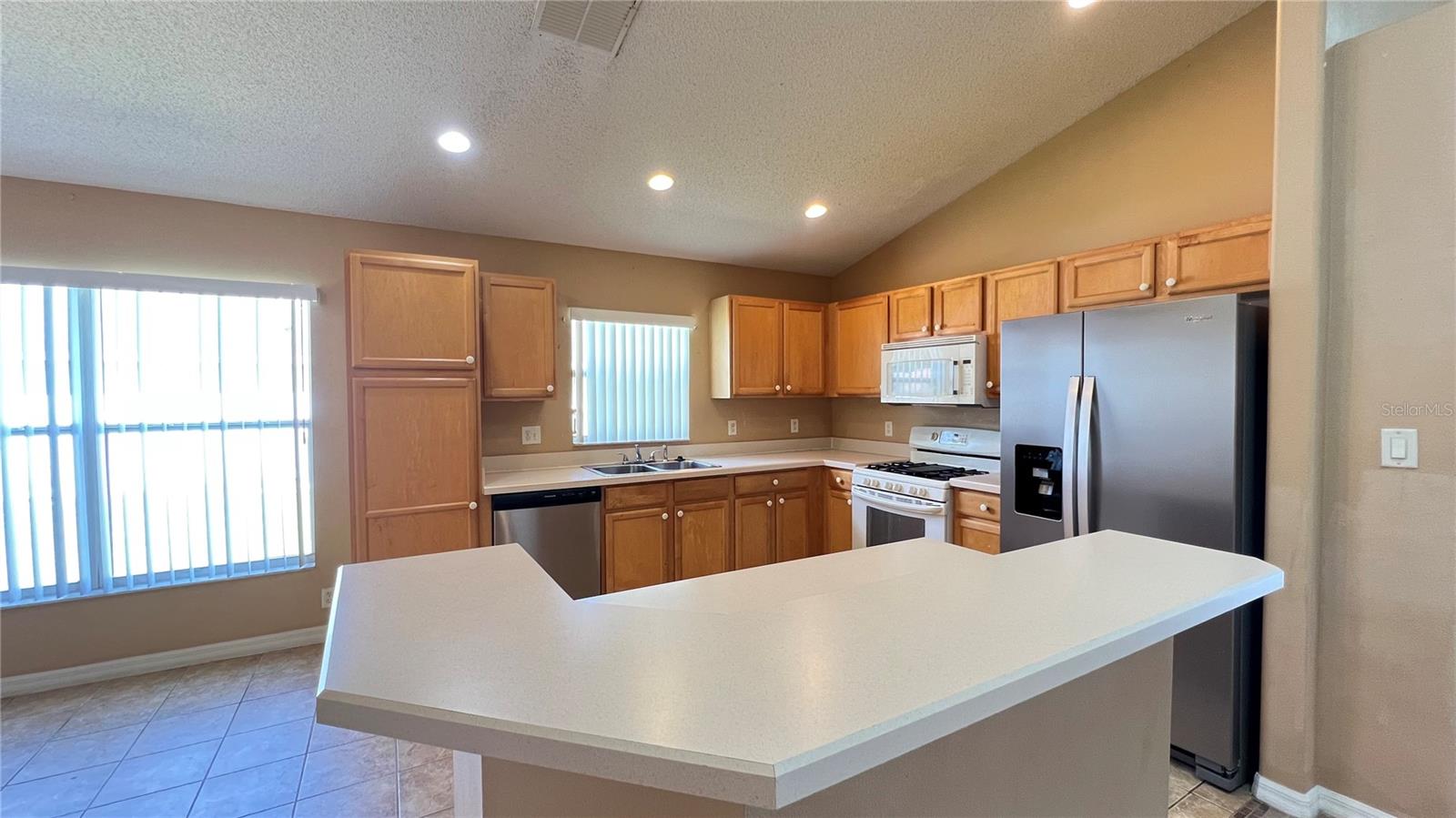 3024 SAMOSA HILL CIR, CLERMONT, FL, 34714