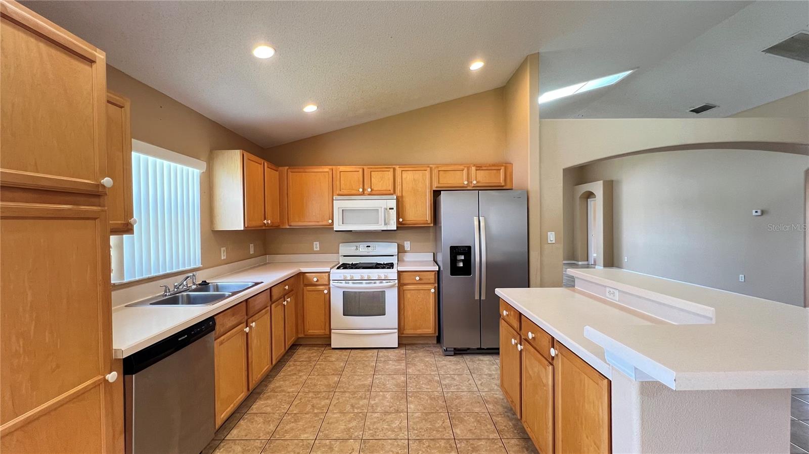 3024 SAMOSA HILL CIR, CLERMONT, FL, 34714