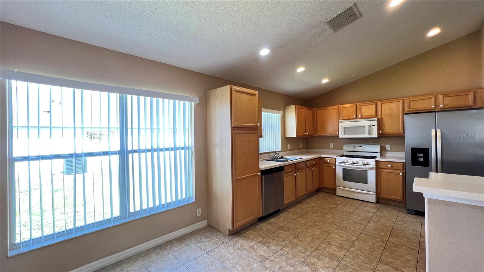 3024 SAMOSA HILL CIR, CLERMONT, FL, 34714