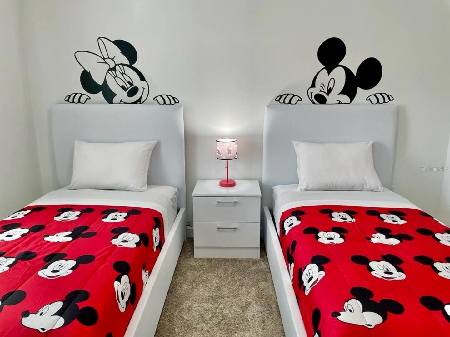 1002 SPLASH SHOT PL, DAVENPORT, FL, 33896