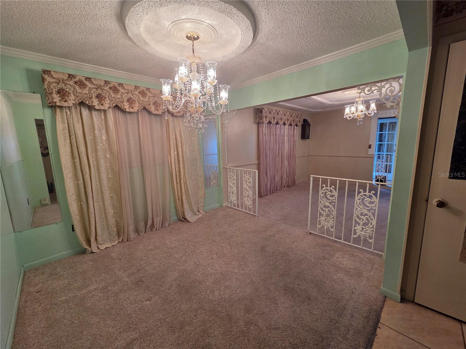 208 SW 3RD AVE, MULBERRY, FL, 33860