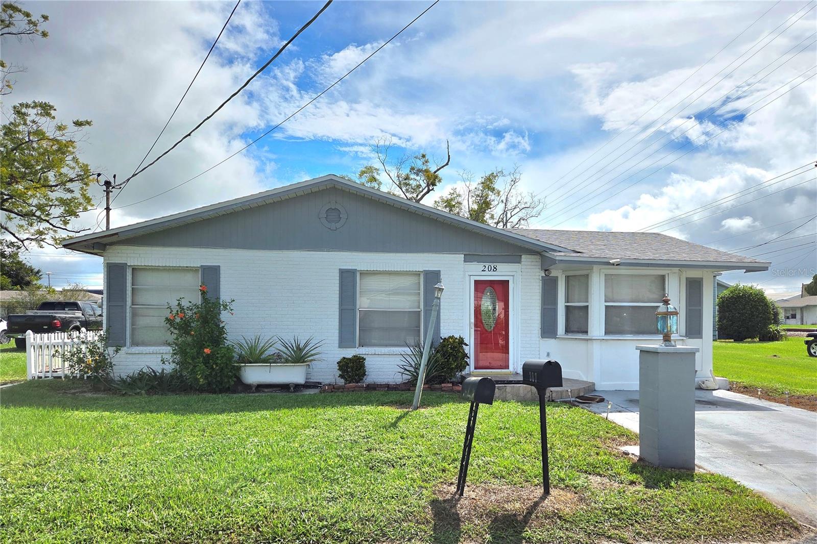208 SW 3RD AVE, MULBERRY, FL, 33860