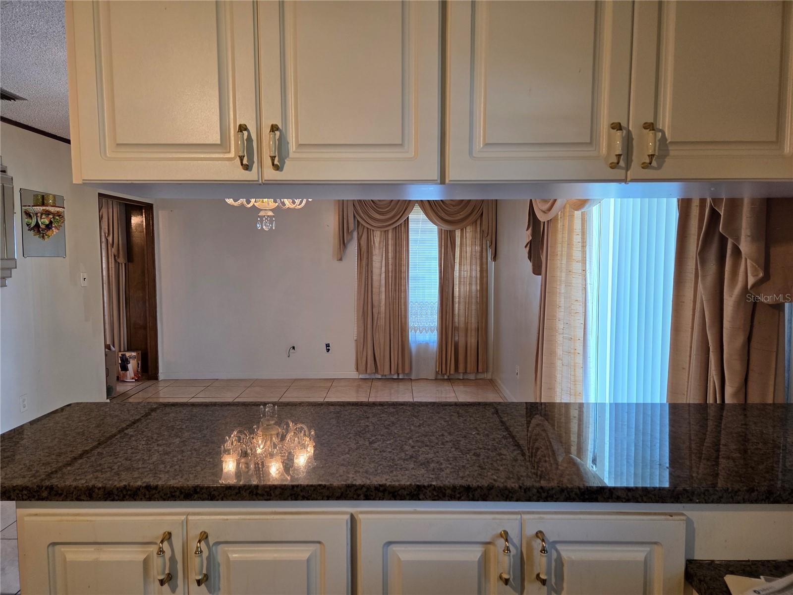 208 SW 3RD AVE, MULBERRY, FL, 33860