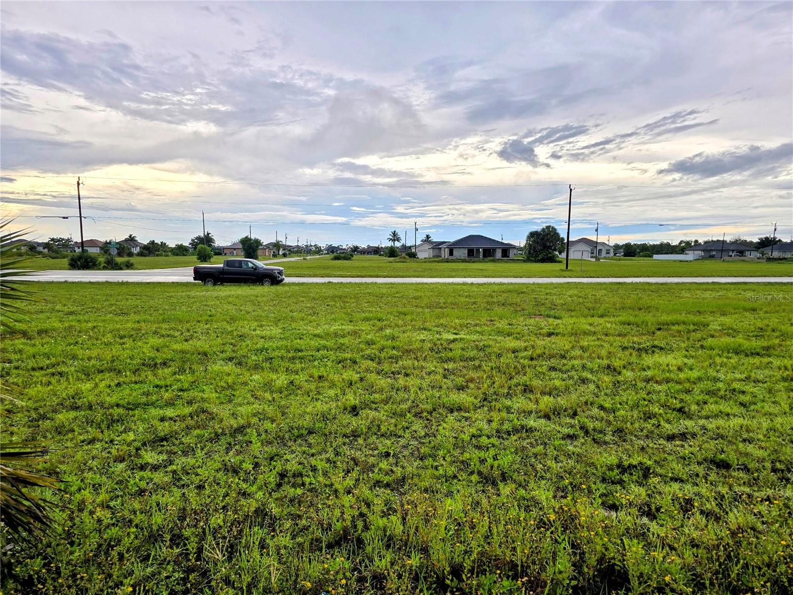 3923 OLD BURNT STORE RD N, CAPE CORAL, FL, 33993