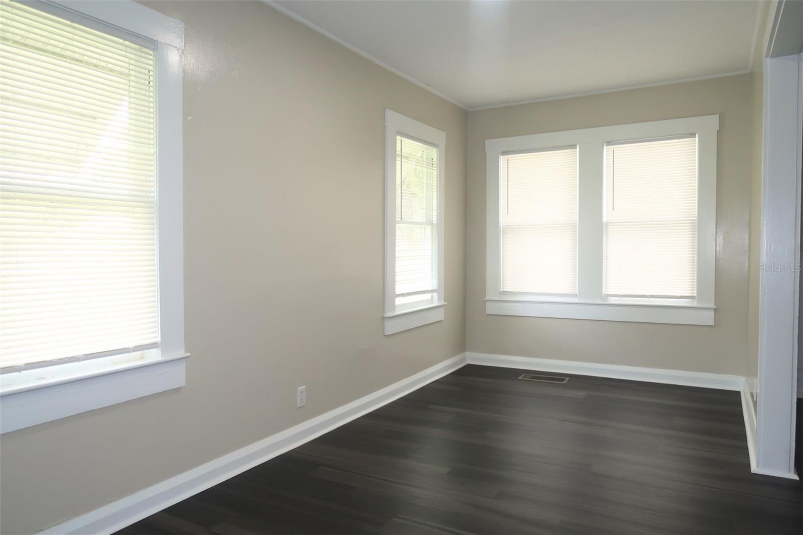 3207 E TRAPNELL RD, PLANT CITY, FL, 33566