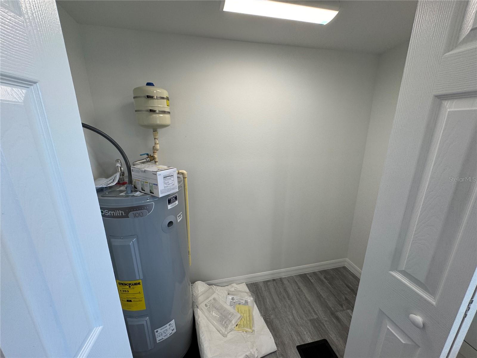 513 ORANGE ST, AUBURNDALE, FL, 33823