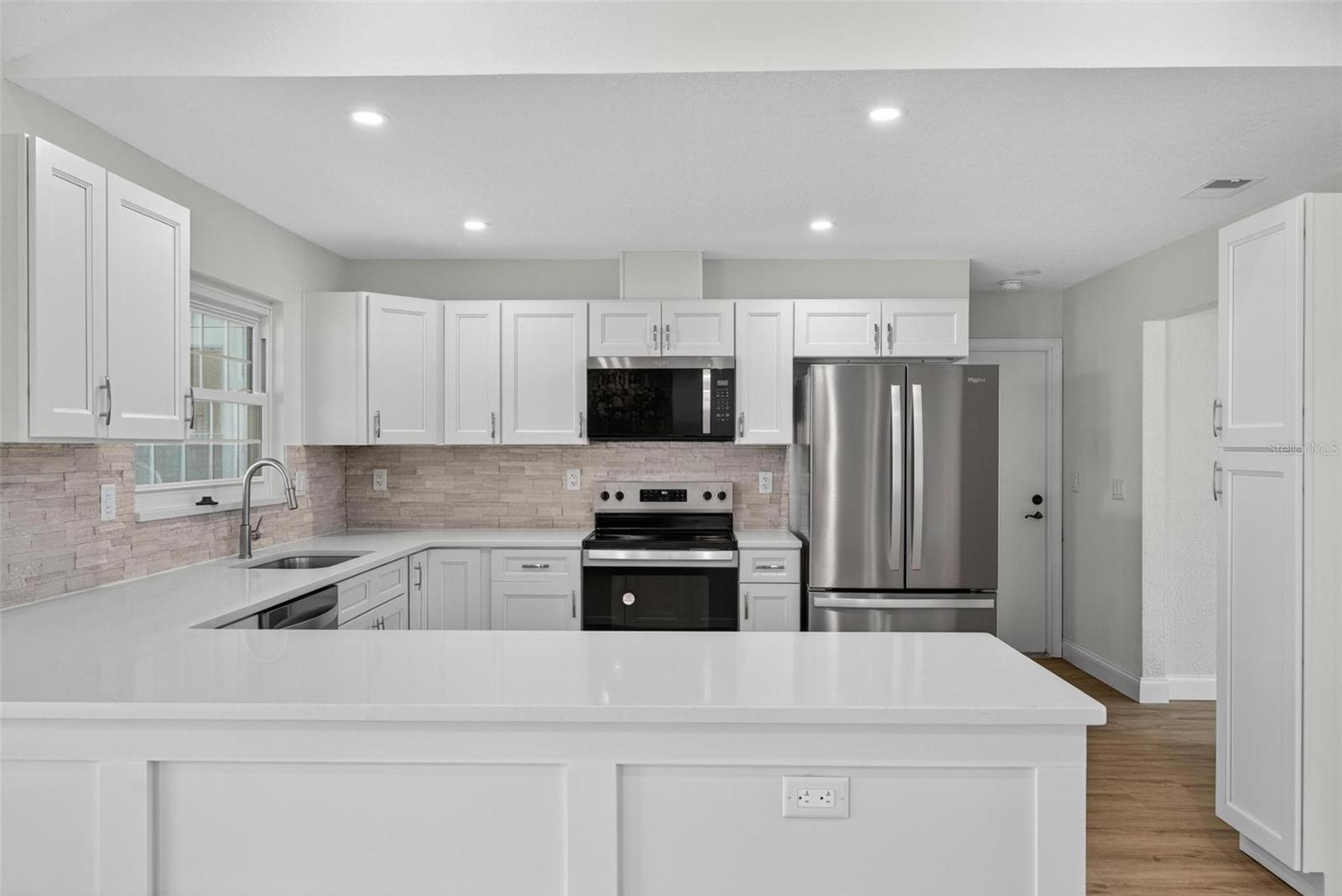 8 SHARON TER, ORMOND BEACH, FL, 32174