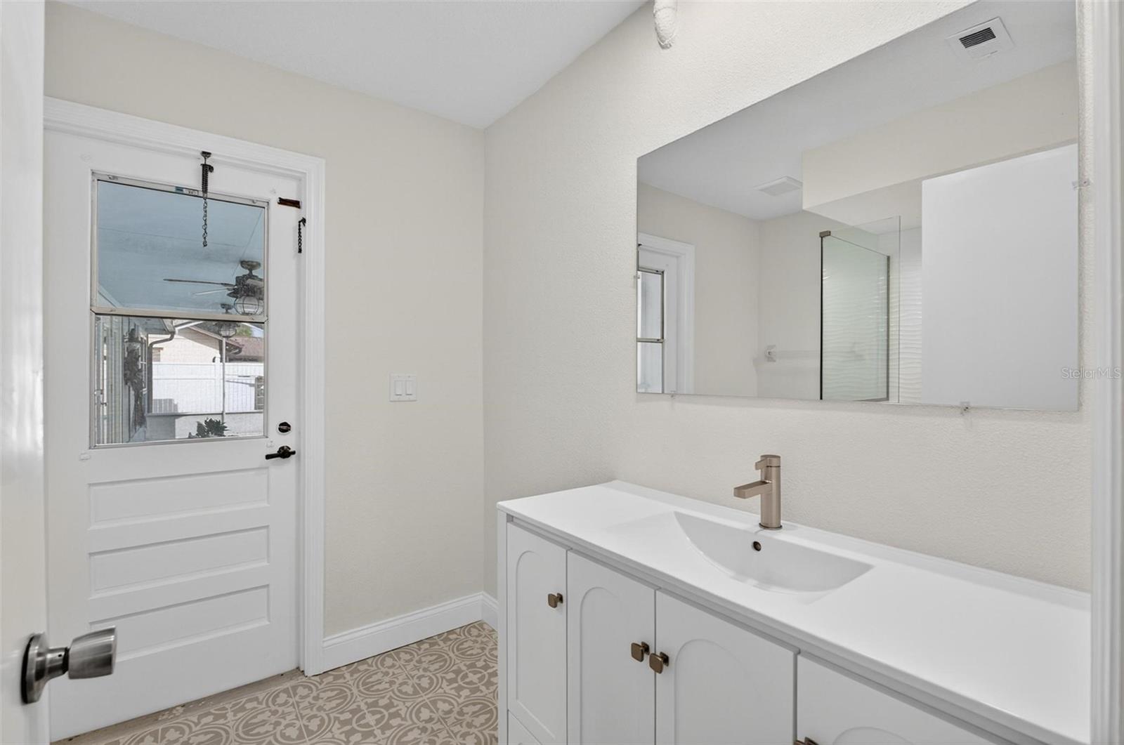 8 SHARON TER, ORMOND BEACH, FL, 32174