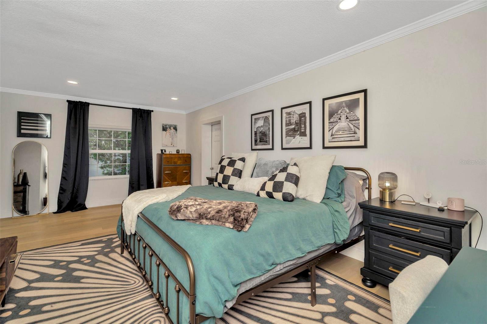 709 S HIMES AVE, TAMPA, FL, 33609